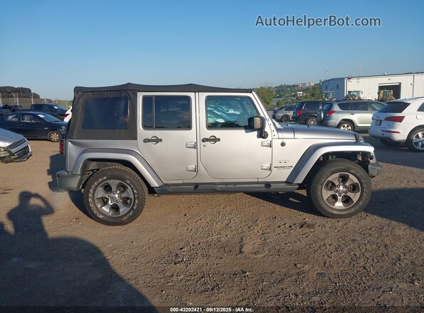 1C4HJWEG8HL753942 2017 JEEP WRANGLER UNLIMITED Gray 