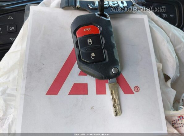 1C4HJXDG4LW280202 2020 JEEP WRANGLER UNLIMITED Black Вид панелі приладів