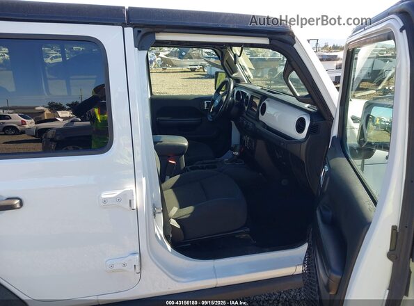 1C4HJXDN1MW569845 2021 JEEP WRANGLER UNLIMITED Белый Вид салона спереди
