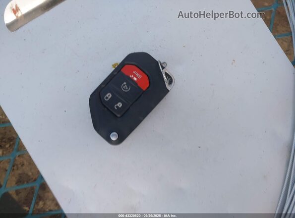 1C4HJXEG3MW782859 2021 JEEP WRANGLER UNLIMITED Белый Вид панели приборов