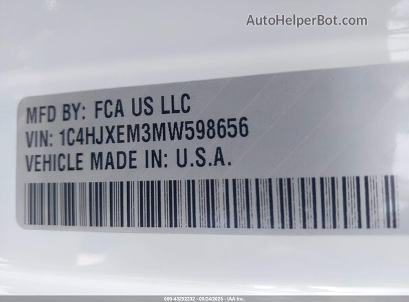 1C4HJXEM3MW598656 2021 JEEP WRANGLER UNLIMITED White Вид підкапотного простору