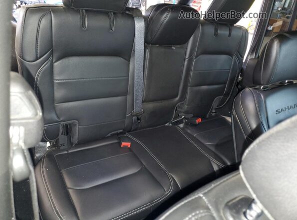 1C4HJXEN7NW103708 2022 JEEP WRANGLER Gray Rear interior view