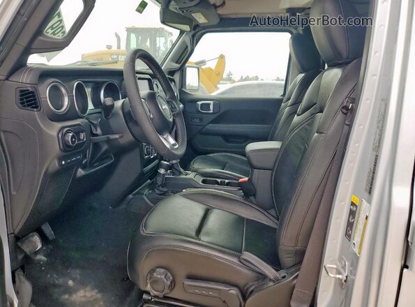 1C4JJXP67PW608366 2023 JEEP WRANGLER Silver Widok wnętrza z przodu