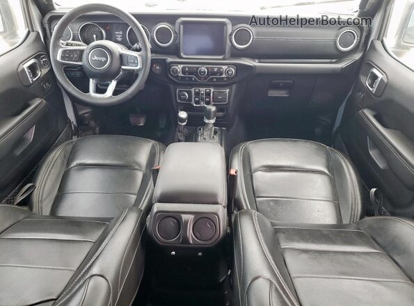 1C4JJXP67PW608366 2023 JEEP WRANGLER Silver Widok deski rozdzielczej