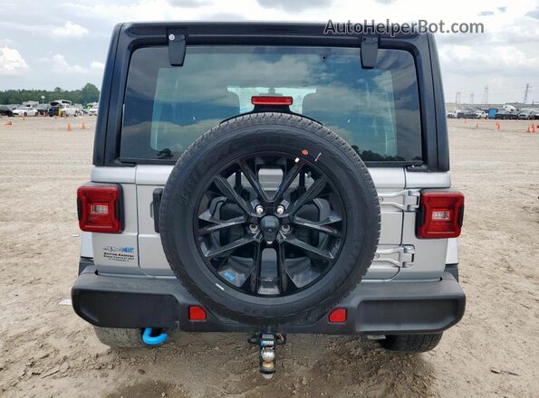 1C4JJXP67PW608366 2023 JEEP WRANGLER Silver Widok z tyłu