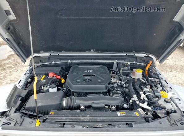 1C4JJXP67PW608366 2023 JEEP WRANGLER Silver Widok komory silnika