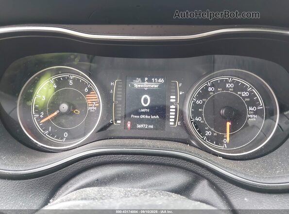 1C4PJLCB0MD116243 2021 JEEP CHEROKEE Maroon Vista de los asientos traseros