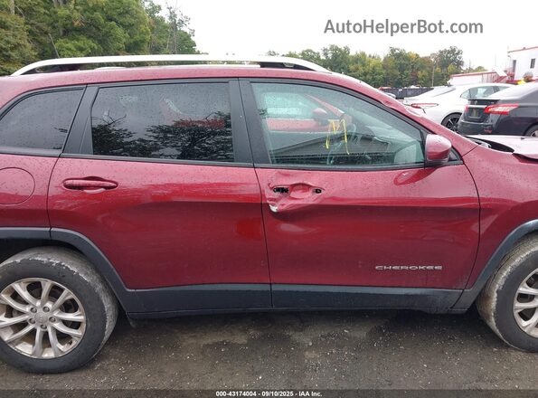 1C4PJLCB0MD116243 2021 JEEP CHEROKEE Maroon Vista interior trasera