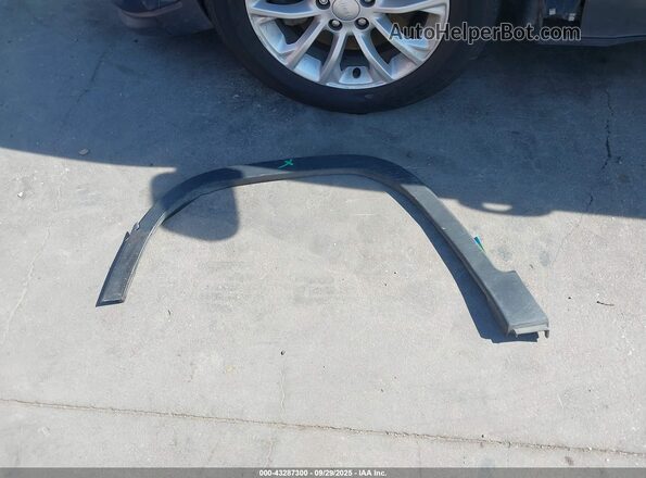 1C4PJLCB3LD619036 2020 JEEP CHEROKEE Gray Սարքավորումների վահանակի տեսք