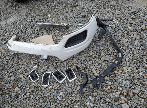 1C4PJLCB4LD556786 2020 JEEP CHEROKEE White Շարժիչի բաժամունքի տեսք