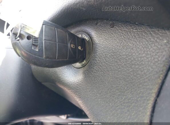 1C4PJLCB4LD652630 2020 JEEP CHEROKEE Silver წინა პანელის ხედი
