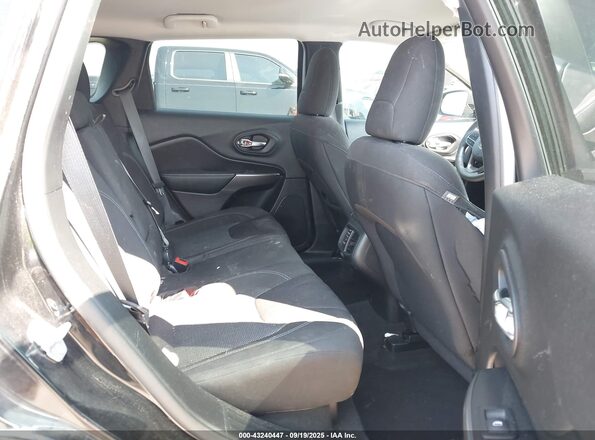 1C4PJLCB6LD624134 2020 JEEP CHEROKEE Black VIN კოდის სტიკერის ხედი