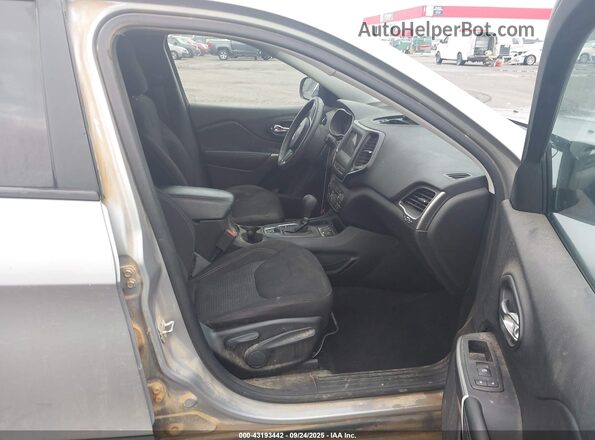 1C4PJLCB6LD653567 2020 JEEP CHEROKEE Gray Սալոնի դիմացի տեսք