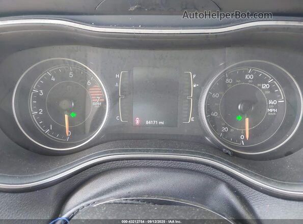 1C4PJLCBXLD618921 2020 JEEP CHEROKEE Silver უკანა სავარძლების ხედი