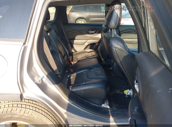 1C4PJLDBXLD524844 2020 JEEP CHEROKEE Silver Вид наклейки з VIN-кодом
