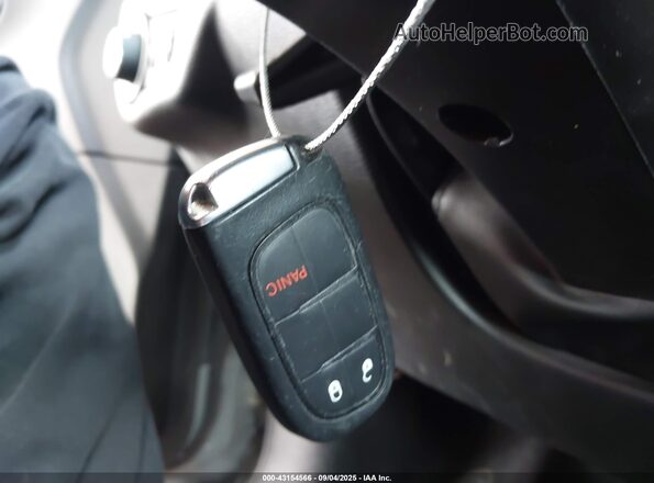 1C4PJLLB2LD547844 2020 JEEP CHEROKEE Gray Vista del salpicadero