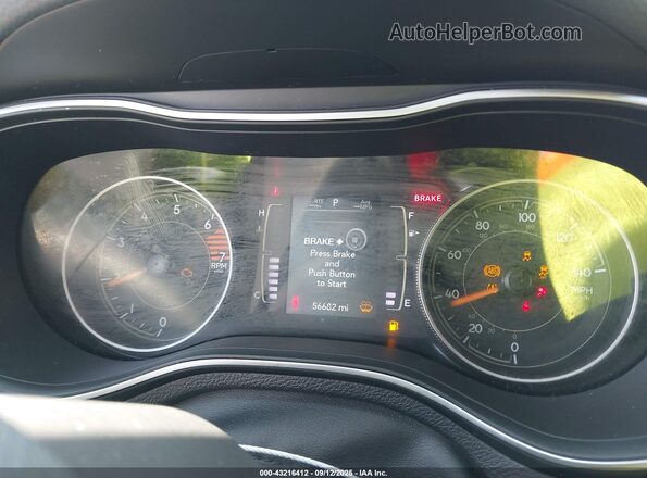 1C4PJLLB3LD585518 2020 JEEP CHEROKEE Gray Widok tylnych siedzeń