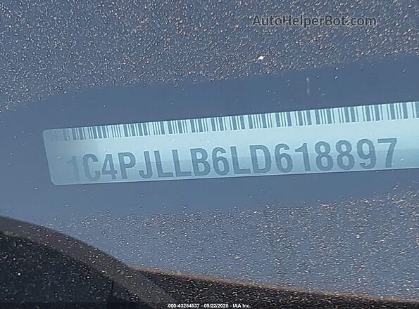 1C4PJLLB6LD618897 2020 JEEP CHEROKEE Silver 