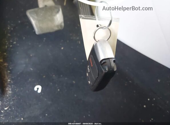 1C4PJLLB6MD145598 2021 JEEP CHEROKEE Синий Вид панели приборов