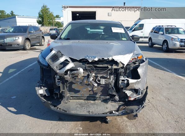 1C4PJMAB3HD220918 2017 JEEP CHEROKEE Gray Vista interior trasera