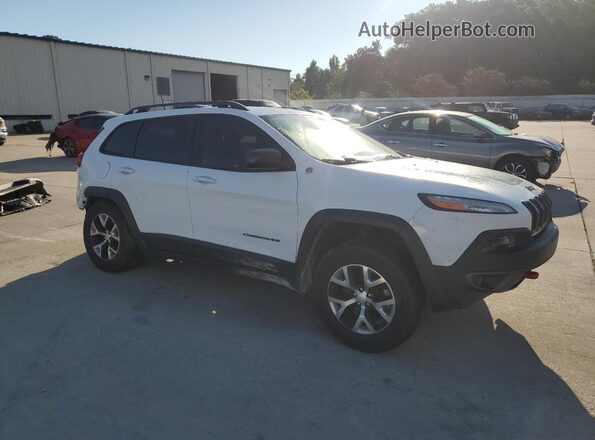 1C4PJMBX5JD619698 2018 JEEP CHEROKEE White 