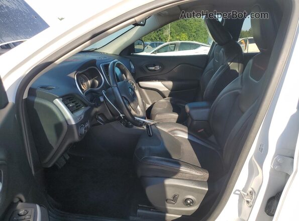 1C4PJMBX5JD619698 2018 JEEP CHEROKEE White 