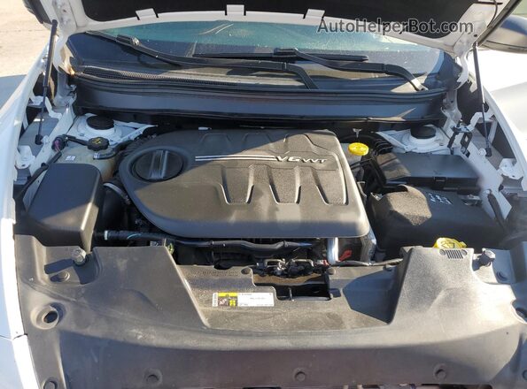 1C4PJMBX5JD619698 2018 JEEP CHEROKEE White 