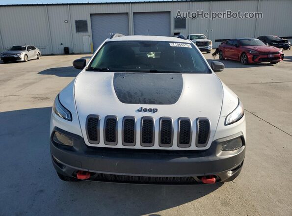 1C4PJMBX5JD619698 2018 JEEP CHEROKEE White 