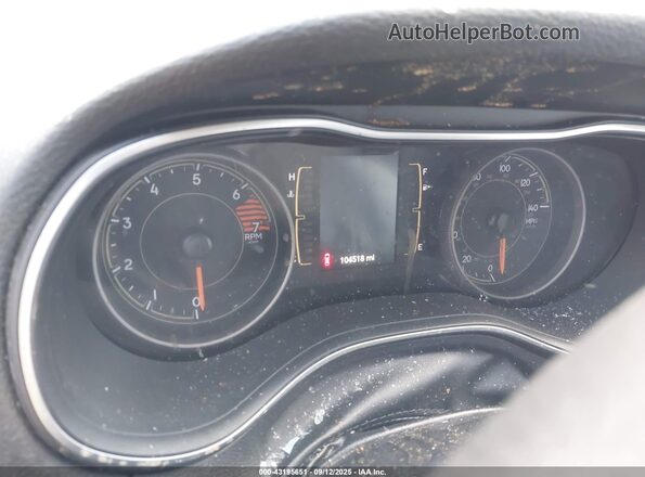 1C4PJMCB3MD148965 2021 JEEP CHEROKEE Orange Հետևի նստատեղերի տեսք