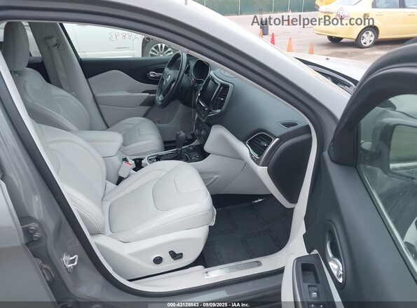 1C4PJMDX1MD201382 2021 JEEP CHEROKEE Gray წინა სალონის ხედი