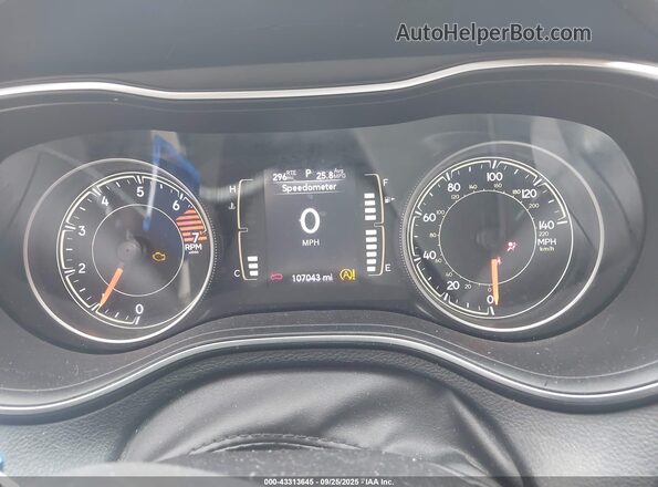 1C4PJMLB5LD551599 2020 JEEP CHEROKEE Black Հետևի նստատեղերի տեսք