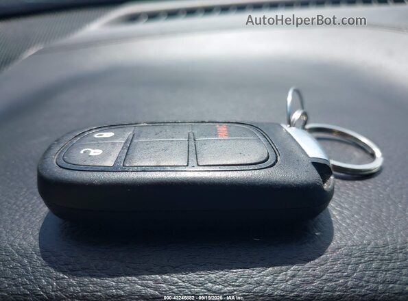 1C4PJMLB9LD506018 2020 JEEP CHEROKEE Burgundy Widok deski rozdzielczej