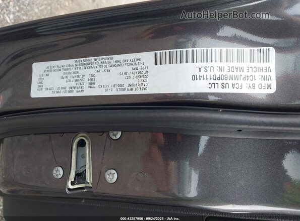 1C4PJMMB0PD111410 2023 JEEP CHEROKEE Серый Вид подкапотного пространства