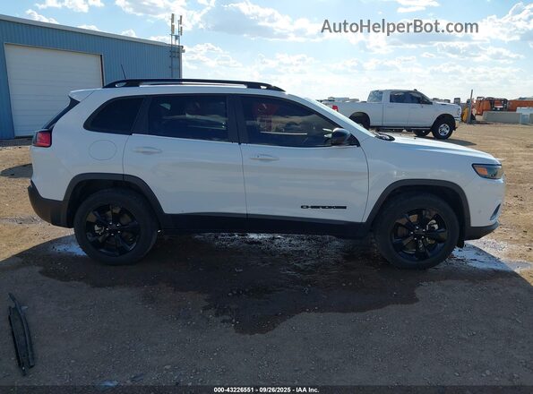 1C4PJMMB6PD108382 2023 JEEP CHEROKEE White Widok wnętrza z tyłu