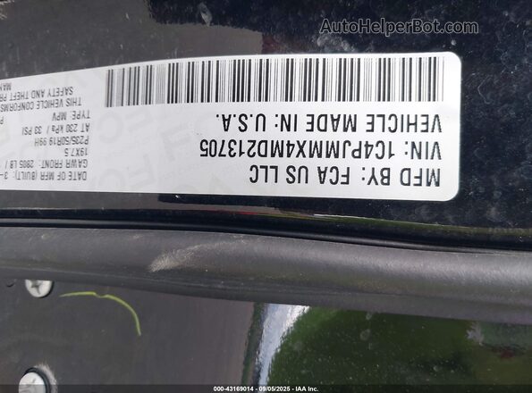 1C4PJMMX4MD213705 2021 JEEP CHEROKEE Black Engine compartment view