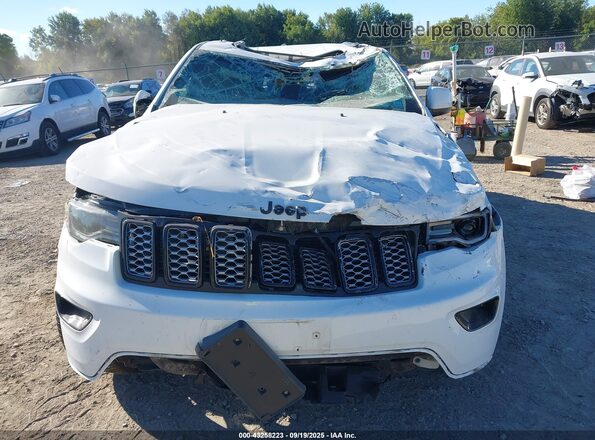 1C4RJFAG2LC422406 2020 JEEP GRAND CHEROKEE White Вид щитка приладів