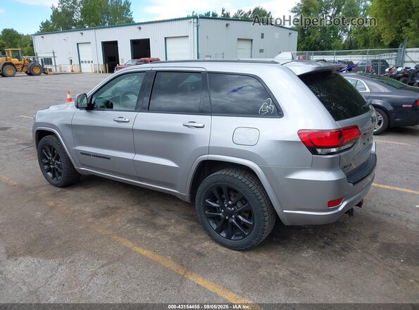 1C4RJFAGXJC309316 2018 JEEP GRAND CHEROKEE Silver 