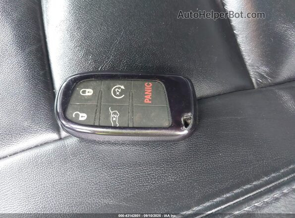 1C4RJFBG7LC327368 2020 JEEP GRAND CHEROKEE Gray Widok deski rozdzielczej