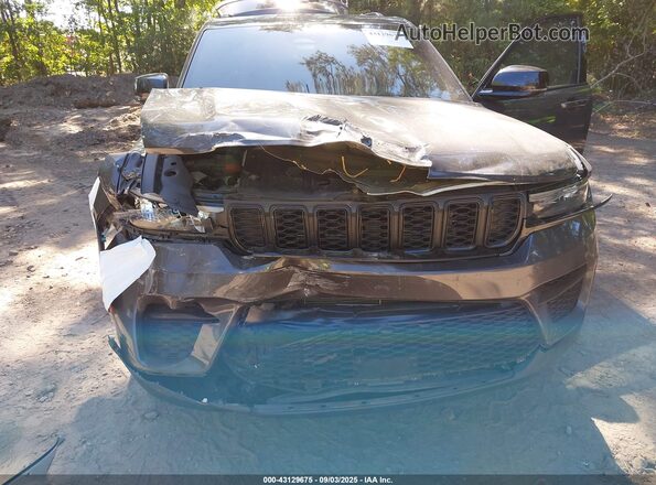 1C4RJGAG7PC601620 2023 JEEP GRAND CHEROKEE Gray Вид спереду