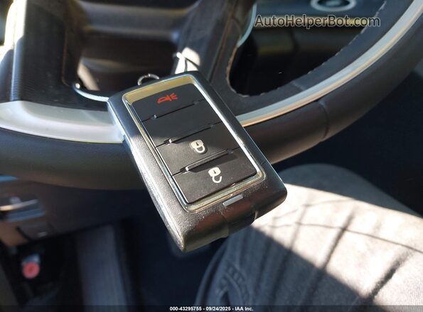 1C4RJHAG0PC622427 2023 JEEP GRAND CHEROKEE Maroon Вид панелі приладів