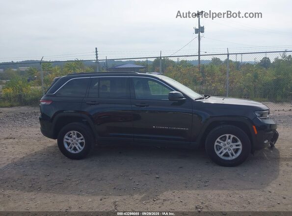 1C4RJHAG3SC309056 2025 JEEP GRAND CHEROKEE Black Սալոնի հետևի տեսք