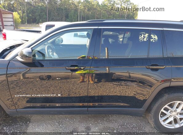 1C4RJJAG3P8856832 2023 JEEP GRAND CHEROKEE L Black 360 interior view