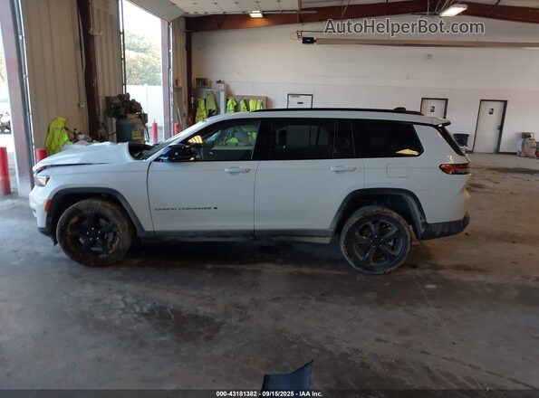 1C4RJKAG2P8848095 2023 JEEP GRAND CHEROKEE Белый Панорамный вид салона 360°
