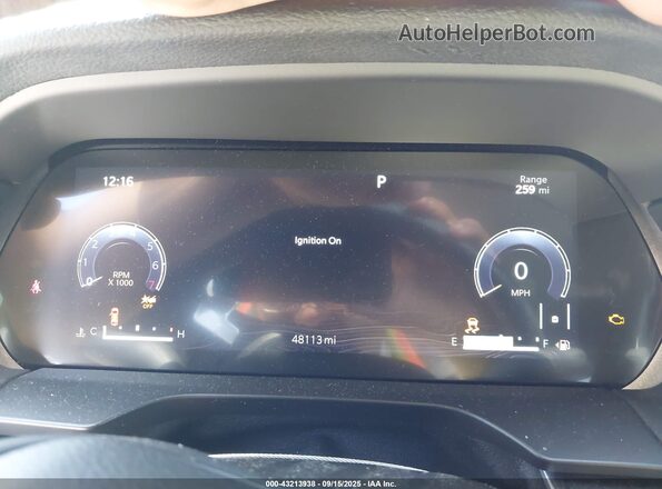 1C4RJKAG8M8179956 2021 JEEP GRAND CHEROKEE L White Widok tylnych siedzeń