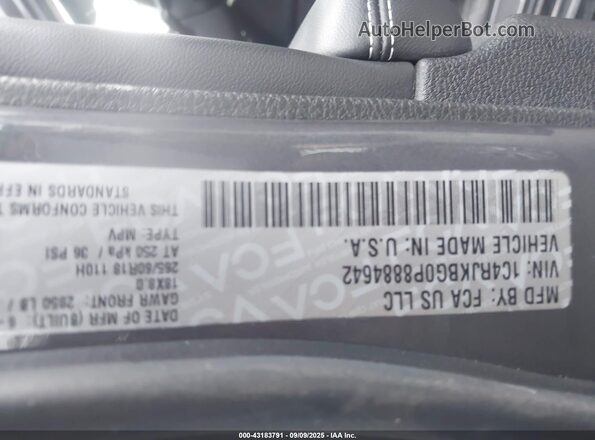 1C4RJKBG0P8884642 2023 JEEP GRAND CHEROKEE Gray ძრავის განყოფილების ხედი