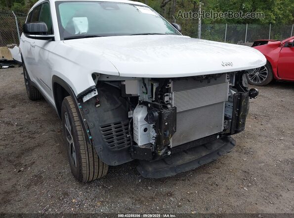 1C4RJKBG2P8876123 2023 JEEP GRAND CHEROKEE L White Вид спереду