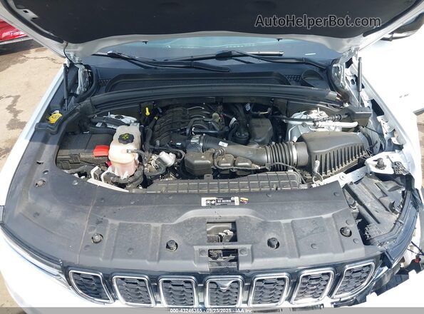 1C4RJKBG3N8531213 2022 JEEP GRAND CHEROKEE L White Rear view