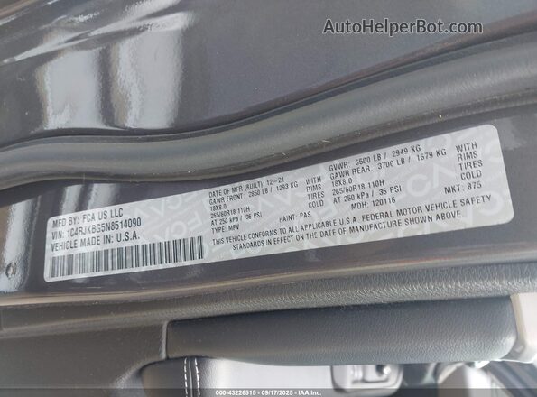 1C4RJKBG5N8514090 2022 JEEP GRAND CHEROKEE L Gray Вид підкапотного простору