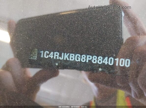 1C4RJKBG8P8840100 2023 JEEP GRAND CHEROKEE L Black 