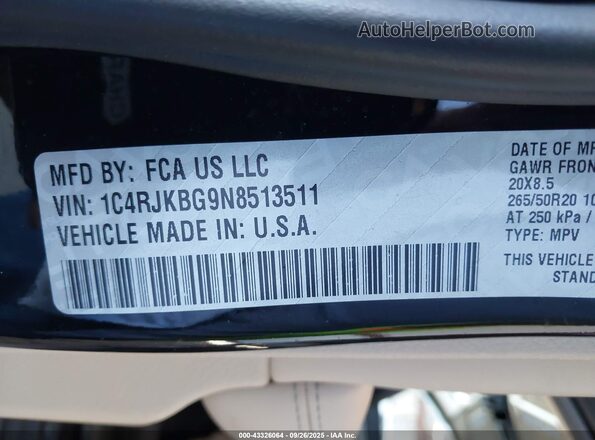 1C4RJKBG9N8513511 2022 JEEP GRAND CHEROKEE L Black Widok komory silnika